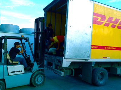 Área de producción con piezas recubiertas en FEGAM